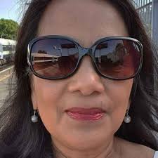 Rosalinda Moss's Instagram, Twitter & Facebook