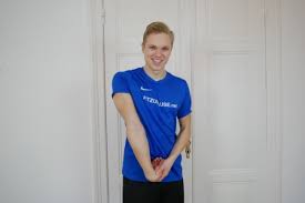 Doch häufig reichen einseitige alltagsbelastungen und fehlhaltungen für einen golfarm aus. Tennisarm Ubungen Die Besten Massage Und Dehnubungen Golferarm