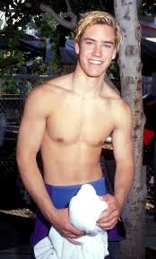 He is known for his television roles, most notably as zack morris in saved by the bell. Mark Paul Gosselaar Sex Clips