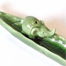 Is there an incense stick that repels mosquitoes? Incense Sticks Holder Ceramic Green