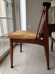 I Bought 6 Matching Dining Chairs And Matching Wooden Dining Table With Leaf And Pad For 200 On Crai Dining Table With Leaf Dining Chairs Wooden Dining Tables