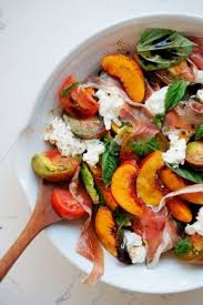 12 Salades Parfaites Pour Accompagner Un Barbecue Salade Pour Barbecue Recettes De Cuisine Recette De Plat