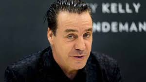 Steven Seagal Cuts Ties With Russian Business Projects