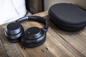 Hd noise cancelling processor qn1 lets you listen without distractions. Sony Wh 1000xm3 Wireless Headphones Review The Epitome Of Effective Active Noise Cancellation Techhive