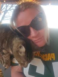 Looking for people who really want to help at the ranch and possibly do  overnight shifts or weekend shifts running the ranch. You need to be able  to think