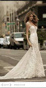 Berta 17 114 Wedding Dress Used Size 6 5 500 Wedding Dress Train Romantic Wedding Gown Wedding Dresses