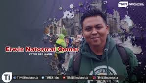 Jika uu kementerian tidak diubah, sampai kapan pun ahok tak bisa jadi menteri. 50 Tahun Refly Harun Refly Harun Dan Generasi Konstitusi Baru Times Indonesia