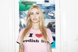 Kajsa ekis ekman (born 1980) is a swedish journalist, writer, and activist. Jag Ar Trott Pa Posorer Bon Se