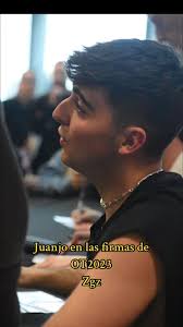 Emoción en las firmas de OT2023 en Zaragoza 🥺🥹🫶🏻🫶🏻🙋🏻‍♀️  #operaciontriunfo2023 #ot2023 #fotografosespaña #portraitphotography  #parati #foryou