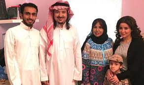 الصفحة الرسمية لـ الكاتب والإعلامي سامي كمال الدين‎. Ø§Ù„ÙÙ†Ø§Ù† Ø®Ø§Ù„Ø¯ Ø³Ø§Ù…ÙŠ ÙŠØ³ØªØ¹ÙŠØ¯ ÙˆØ¹ÙŠÙ‡ Ø¨Ø¹Ø¯ ØºÙŠØ¨ÙˆØ¨Ø© Ø§Ø³ØªÙ…Ø±Øª 18 ÙŠÙˆÙ… Ø§ Ø§Ù„Ø¥Ø®Ø¨Ø§Ø±ÙŠØ©