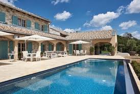 A villa vitae ezt megelőzően annak az eppel jánosnak a tulajdonában állt, aki a közelmúltig, 2020 végéig a kormányzati ottjártukkor személyesen meg is erősítették azt az értesülésüket, hogy a villa vitae megszűnt mint szálloda. 7ydaddopz9db1m