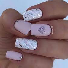 Juveniles uñas semipermanentes 2020 : Pin By Maria Rene On Unas Heart Nail Designs Nail Designs Valentines Matte Nails Design
