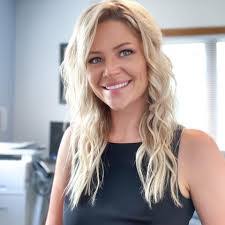 Ashley Cook's Instagram, Twitter & Facebook