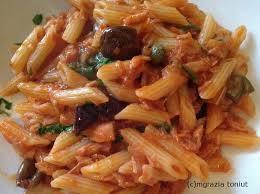 La pasta con tonno, olive e capperi è un fresco e gustoso primo piatto da preparare in pochi minuti. Mia Ricetta Pennette Al Tonno Olive Taggiasche Capperi Mariagraziatoniut