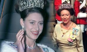 Princess Margaret news: Shock behind tiara in bath photograph