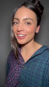 Hallie Morgan's Instagram, Twitter & Facebook