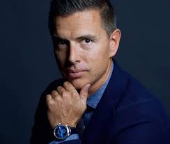 Patrick Graf's Instagram, Twitter & Facebook