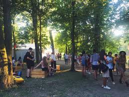 Whether its a local tennis camp, sports leagues, arts and crafts events, there is no shortage of summer activities and kid entertainment that you can fill each summer day with. Ozinparis Com Summerwell 2018 3