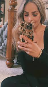 Edna Robles (@ednarobles7)