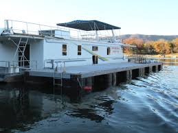 Perfect for party boat, dive vessel or personal getaway.river queen built hundreds of the 40 models were built, but only a limited number of these 50 footers. Norris Lake Houseboats For Sale