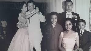 ท่านผู้หญิงบุญเรือน ชุณหะวัณ เป็นบุตรคนที่สามจากทั้งหมดสี่คนของ แช่ม โสพจน์ มีพี่น้องชื่อ ชื่น, สนิท และอำไพ (เดิมชื่อ: Svsshqozylqt3m