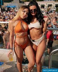 It's not all about the 20 somethings at the 'clubs'. Best Places To Meet Girls In Las Vegas Dating Guide Worlddatingguides