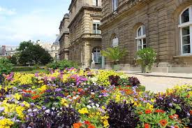 The luxembourg garden is located in the 6th arrondissement. Le Jardin Du Luxembourg A Popular Garden In Paris