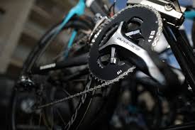 In the time since, the oddly shaped chainrings have gone on to be used by a wide variety of riders, including a couple of fellas who've each won a big race in france—chris froome and bradley wiggins. Froome S Weird Tour De France Chainrings