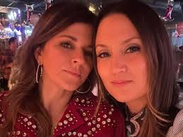 Curtis Crews's Instagram, Twitter & Facebook