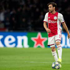 Nicolás alejandro tagliafico is an argentine professional footballer who plays as a left back for eredivisie club ajax and the argentina nat. Ajax Preisschild Fur City Flirt Tagliafico