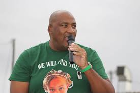 Gayton Mckenzie