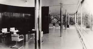 Villa tugendhat is considered a masterpiece, designed mies used the revolutionary iron framework which enabled him to dispense with supporting walls and arrange the interior in order to achieve a. The Interiors Vila Tugendhat