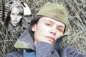Фильм «а зори здесь тихие…» сообщить. Novaya Ekranizaciya Povesti A Zori Zdes Tihie Lizu Brichkinu Topili 12 Raz Novosti Na Kp Ua