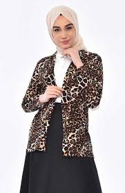 Sefamerve Leopar Desenli Tesettur Ceket Modelleri Moda Tesettur Giyim Moda Stilleri Moda Giyim