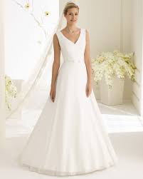 Als professionsale onlie shop für brautkleider verkaufen wir alle kleider mit top qualität und günstigem preis. Budget Brautkleider Sam S Brautkleider Enschede Brautmoden Holland