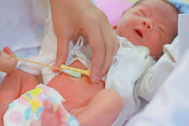 What is a safe way to clean your belly button? Umbilical Cord Care For Newborns