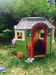 12 Petites Maisons Littles Tikes Repeintes Pour Vous Inspirer Cabane Enfant Maison Plastique Et Truc Et Bricolage