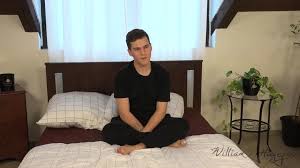 Mykola Stoika – solo finger and booty play