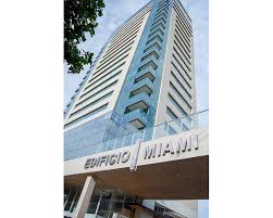 El derrumbe tuvo lugar a las 2:00 de la. Edificio Miami Vm Instalaciones Hidrosanitarias