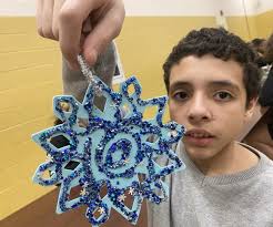 Students decorate Maple Manor for senior citizens breakfast