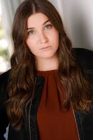 Natalie Moran's Instagram, Twitter & Facebook