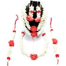 All of our flower jewelry is available in 14k yellow gold, 14k white gold, sterling silver and 14k gold vermeil. Buy Kk Kreation Red And White Flower Jewelry For Haldi Or Mehndi Function For Bride Online 649 From Shopclues