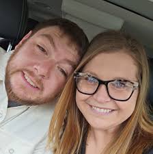 PENDING PICKUP FREE must pick up I tried getting some of my money back out  of it but didn't so if someone is in need they can have it.