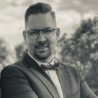 100+ "Postert" profiles