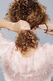 Coupe de cheveux 2015 femme 2015. 3 Tutos De Coiffures Pour Cheveux Boucles