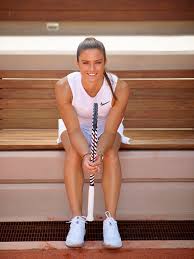 Τα καλύτερα κομμάτια ειδικά επιλεγμένα από τις συλλογές που κυκλοφορούν. H Maria Sakkarh Presbeira Ths Porsche Autoblog Gr