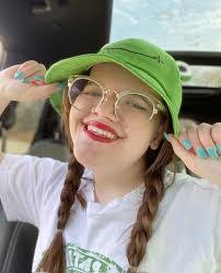 Sally Tague's Instagram, Twitter & Facebook