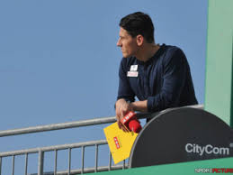 Infolge des bilanzskandals der commerzialbank tritt pucher von allen das aus für martin pucher beim sv mattersburg. Sv Mattersburg Rapid Wien 08 05 2016 Sportpictures At