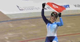 羅冠聰籍貫廣東省 汕尾市，基層家庭出身，1993年7月13日生於深圳市，出生後回到汕尾生活，直至六歲時與母親由中國大陸接到香港與家人團聚 。 羅冠聰於2018年12月畢業於嶺南大學文化研究系，並於2019年獲美國 耶魯大學東亞研究系碩士課程取錄。 æŽæ…§è©©