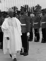 Mrs hadiza shagari, wife of former, nigerian president, shehu shagari is dead, mrs. Portrait Of President Shehu Shagari Inspecting A Guard Of Honour During A State Visit To Kenya He S Term As President Of Nigeria African History African Ebony